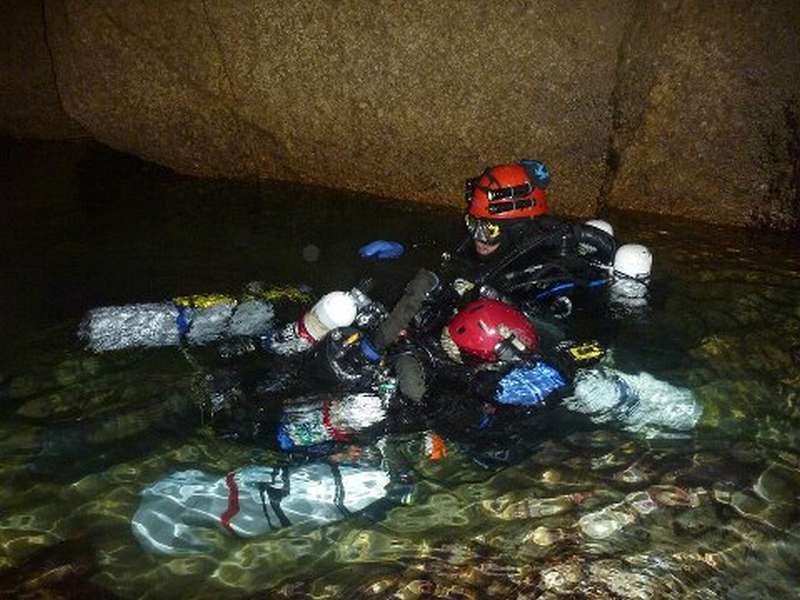 Nuevas topografías de la exploración del Manantial de Aitzarreta